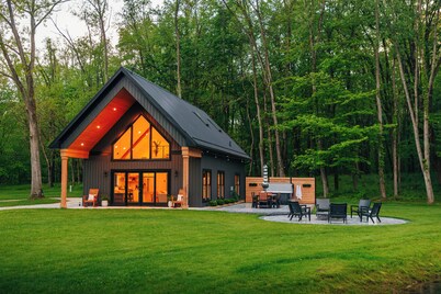 Stillwater Retreat | Private Pond w/ Kayaking