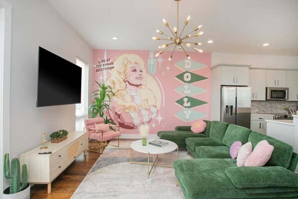 TV connectée, cheminée