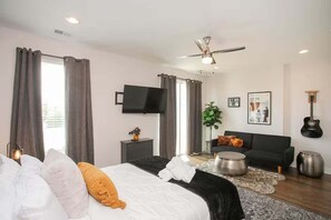 3 dormitorios, escritorio, tabla de planchar con plancha y wifi gratis