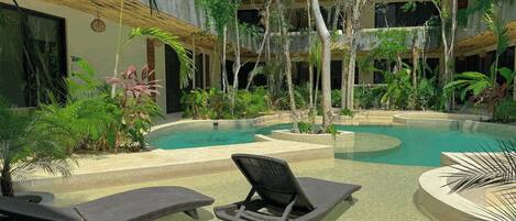 Piscina a l'aire lliure