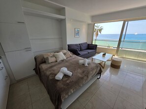 1 室のベッドルーム、インターネット