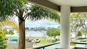 RIVA 2 Bed 2 Bath Superior Apartment | Balcony