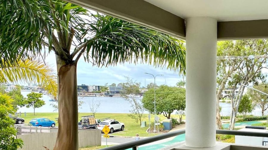 Sailfish Cove & RIVA Apartments