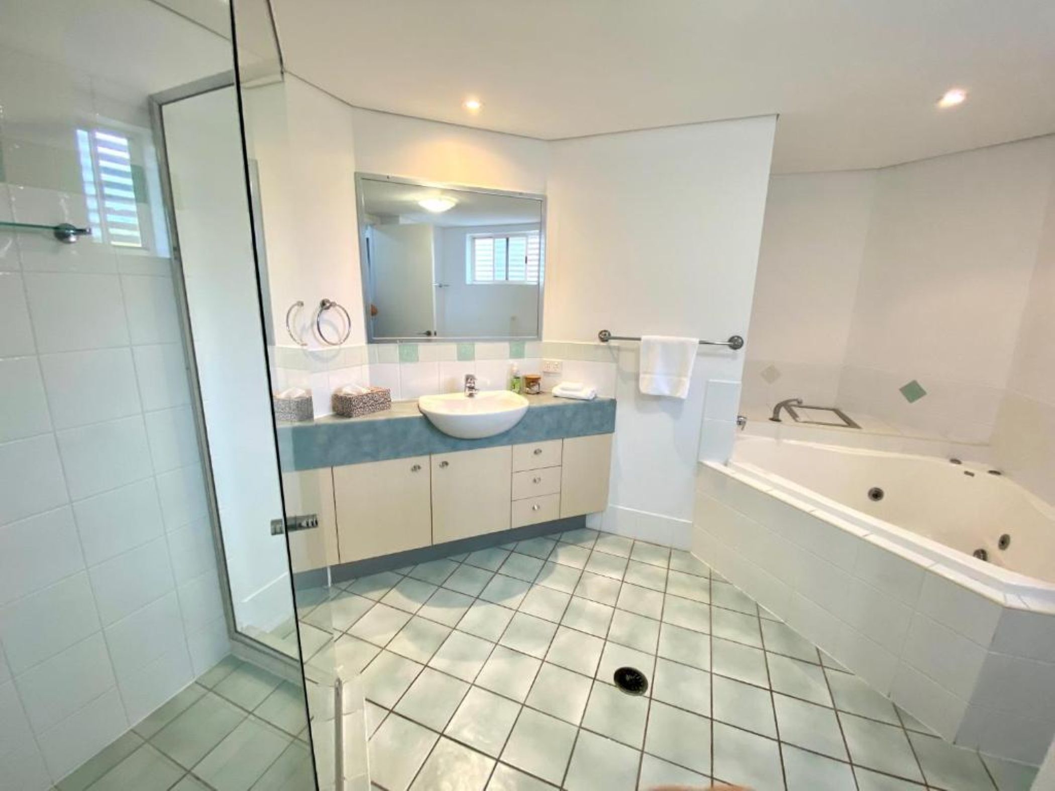 RIVA 2 Bed 2 Bath Superior Apartment | Bathroom | Hair dryer, towels, soap, shampoo