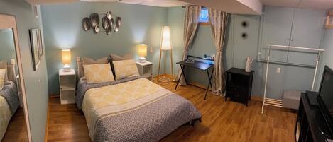 1 多间卧室、熨斗/熨衣板、WiFi、床单