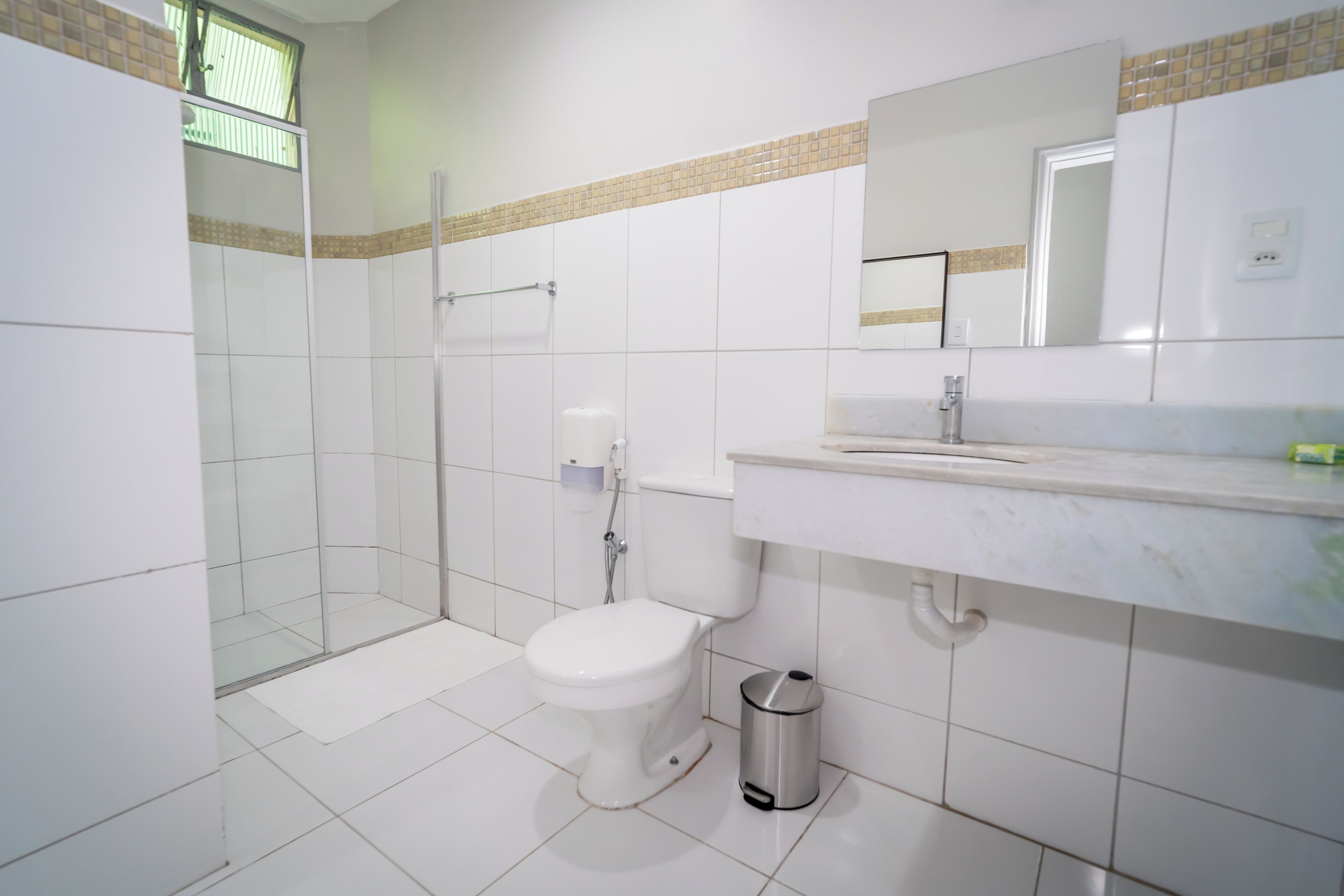 淋浴設備、免費梳洗用品、風筒、提供毛巾