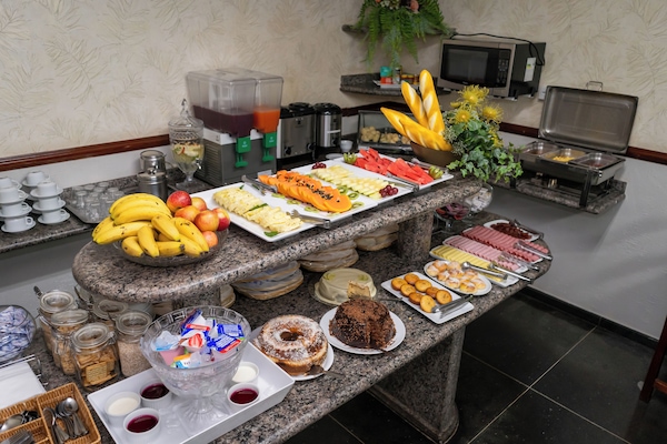 Desayuno buffet incluido todos los días