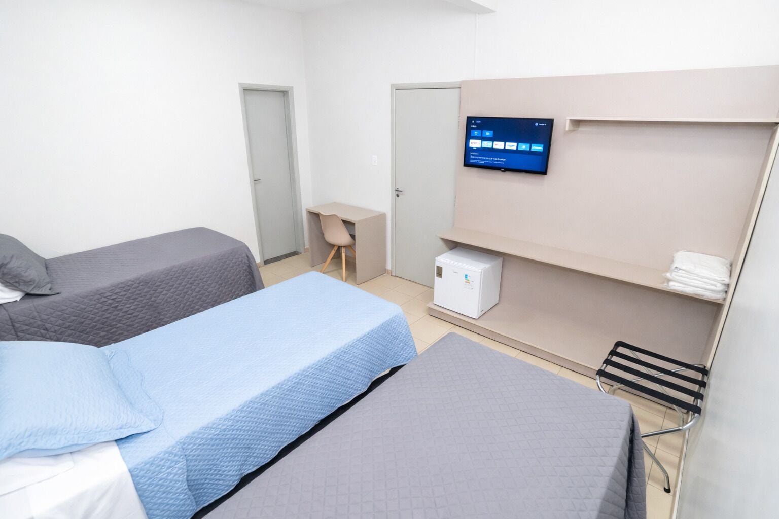 標準三人房 | 免費 Wi-Fi、床單