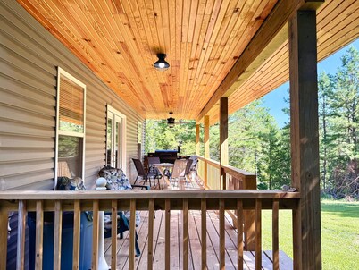 Montauk Valley Cabins, Montauk Valley Cabins-2 Miles From Montauk State Park