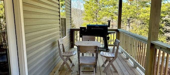 Montauk Valley Cabins, Montauk Valley Cabins-2 Miles From Montauk State Park