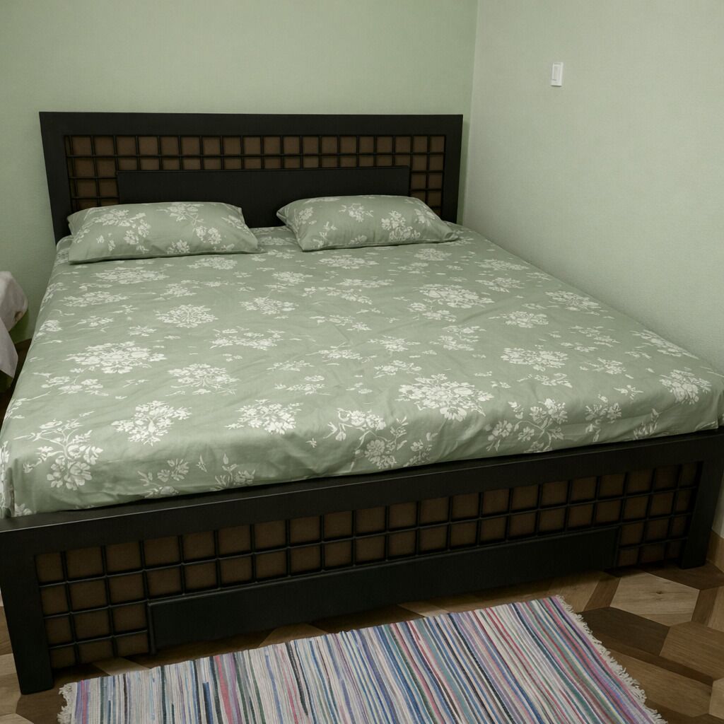 6 habitaciones, tabla de planchar con plancha y wifi 