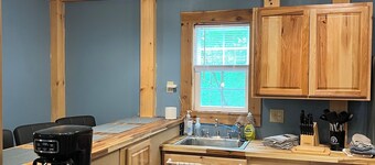 Clinch Mountain Reserve Cabin #2.  Cabin retreat near charming Rogersville, TN.
