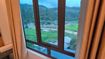 New Highland Hotel