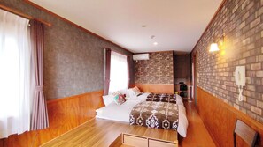 Deluxe Room, Balcony, Partial Ocean View