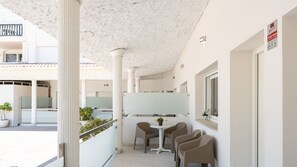 Terrace/patio - Top Location, 50m from the Beach and Resaurants REF043 (Benalmádena)