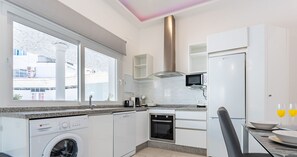 Frigorífic, microones, forn i rentaplats