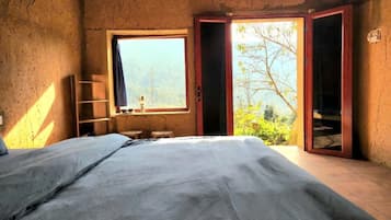 Bungalow, Garden View | 1 bedroom, blackout curtains, free WiFi, bed sheets