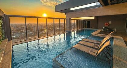 E&A Complete and Comfortable Loft in Ed. Sunset in the Center of Dourados