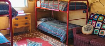 Tin Dragon Trail Cottages