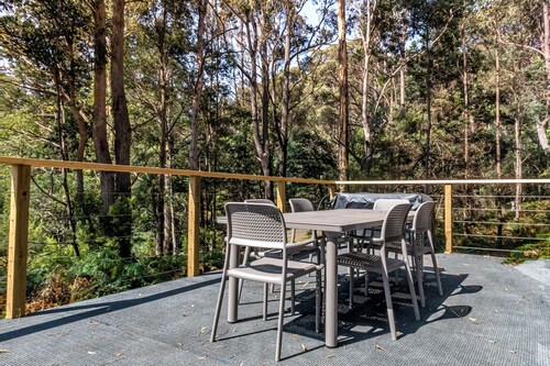Tin Dragon Trail Cottages