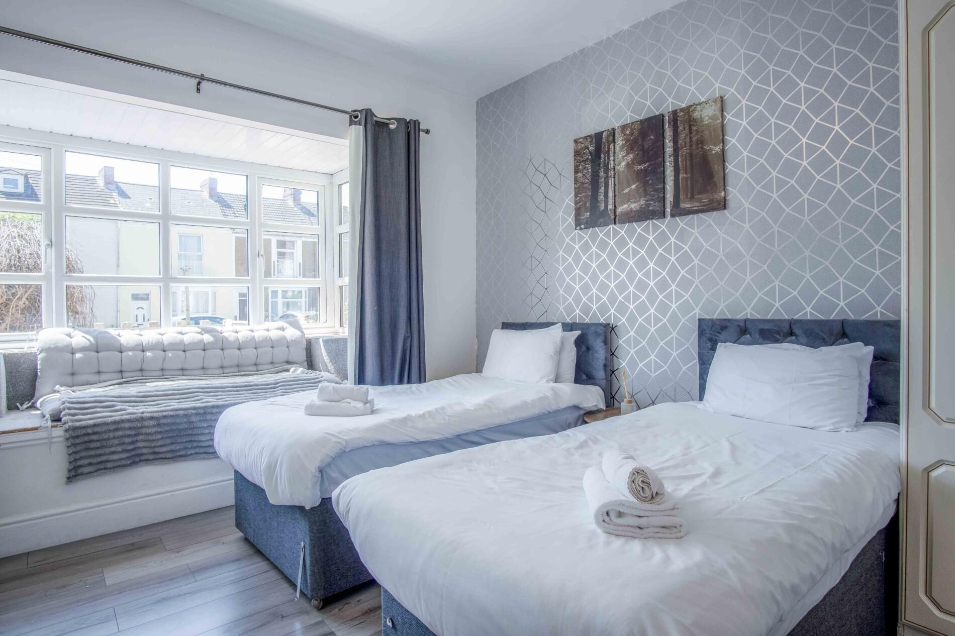 2 bedrooms, WiFi, bed sheets