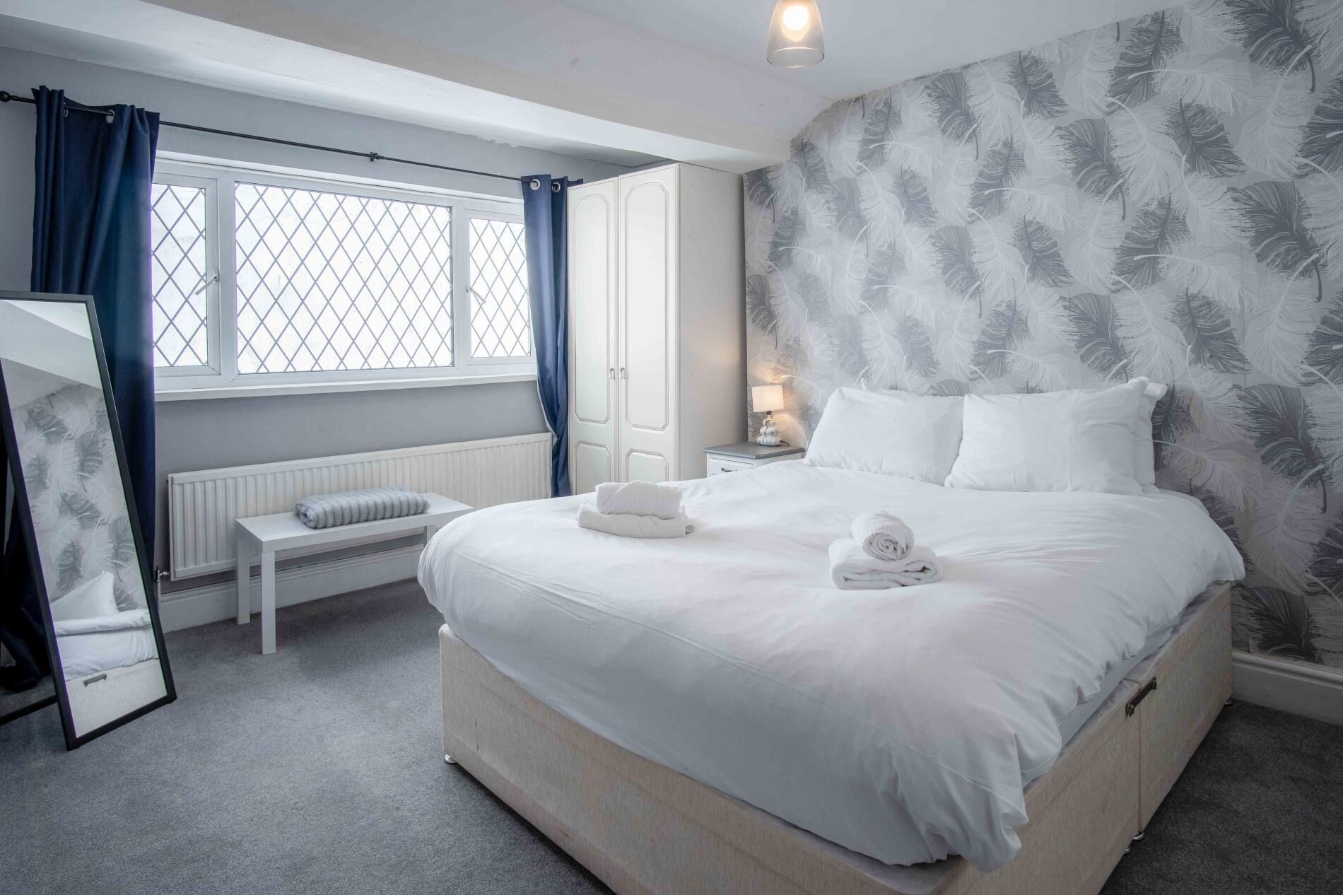 2 bedrooms, WiFi, bed sheets