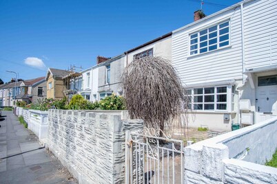 Flat 2 Brunswick - 2 Bed Economy Flat - Swansea