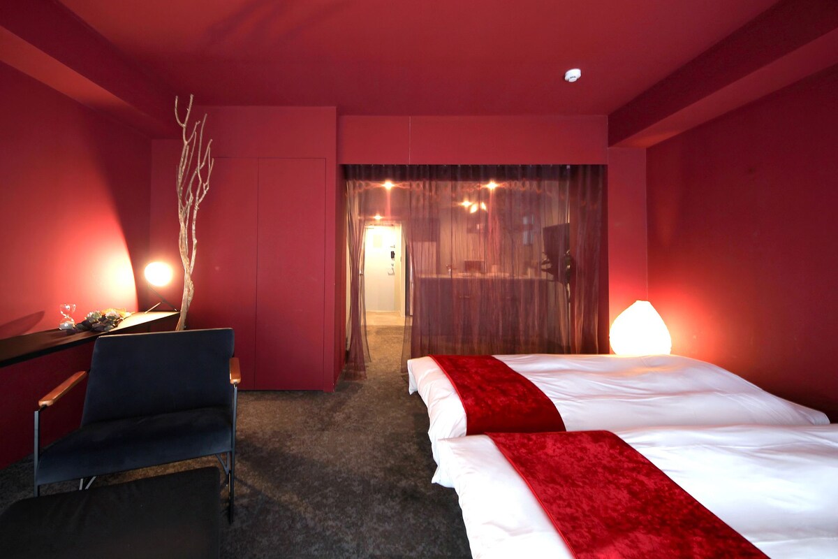Twin Room, Non Smoking, Balcony (3F) | Laptop workspace, WiFi (free)