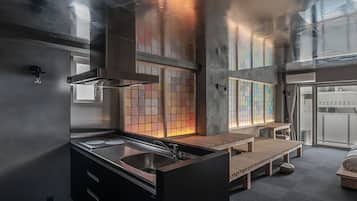 Twin Room, Non Smoking, City View (5F) | Private kitchen