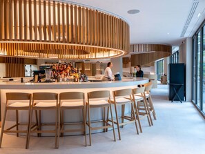 Bar (en la propiedad)