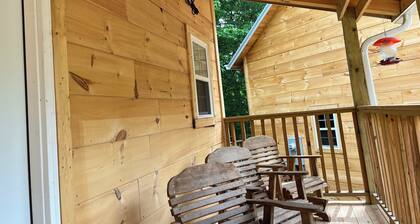 Clinch Mountain Reserve Cabin #3. Family-friendly cabin near Rogersville, TN.