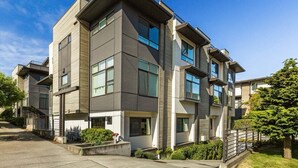 Unclassified image, 5 of 46, button - Perch - Walk to Space Needle | 3BR/2BA Home w Parking! (Seattle)