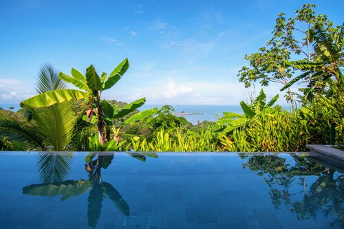 Ocean View 4-Bdr Entire Dream Villa