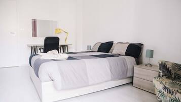 1 chambre, fer et planche Ă repasser, Wi-Fi, draps fournis