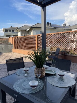 Outdoor dining - Bnbook Cornaredo Trilo (CORNAREDO)