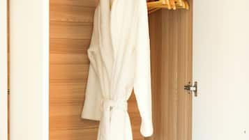 Standard Double Room, Balcony, Hill View | Wardrobe