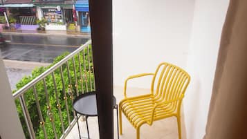 Standard Double Room, Balcony, Hill View | Balcony