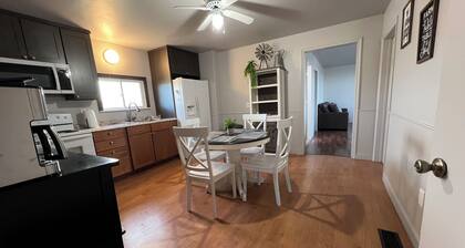 Spacious Private Country Getaway!