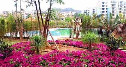 Wanning Mantening Wenquan Serviced Apartment (Xinglong Town)