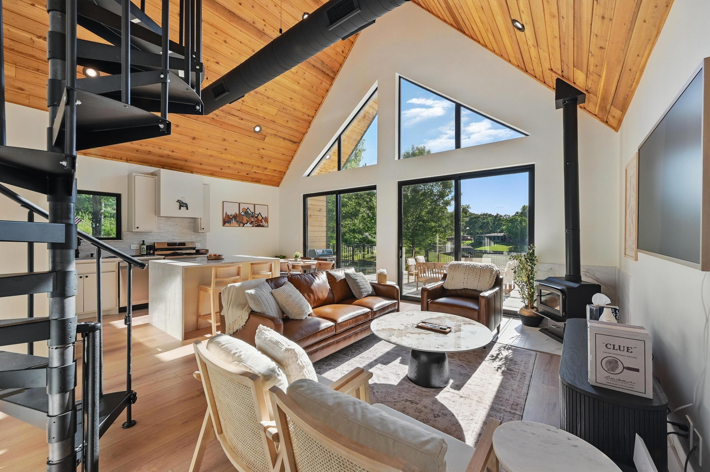 Télévision, cheminée