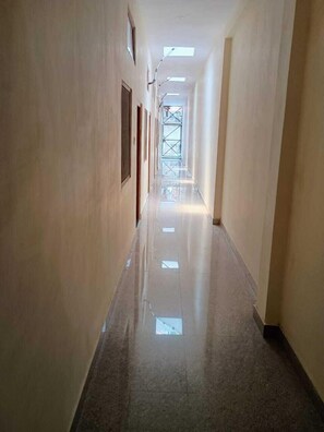 Exterior - Hotel Ajaya Varanasi (Ayodhya)