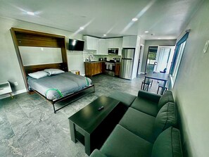 1 室のベッドルーム、WiFi、ベッドシーツ