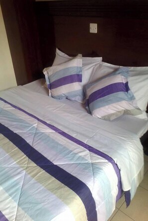 Deluxe Single Room, City View | Free WiFi, bed sheets