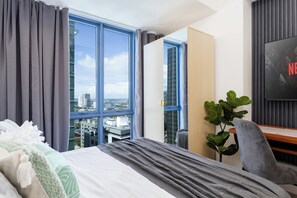 1 habitación, tabla de planchar con plancha, wifi y ropa de cama