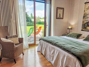 3 bedrooms, Internet