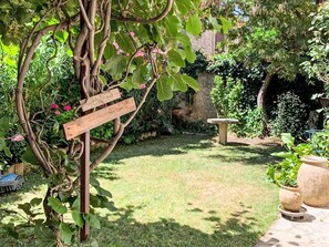 Property grounds - Le Jardin by Interhome (Bernis)