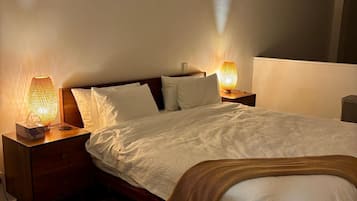 2 bedrooms, iron/ironing board, travel cot, free WiFi
