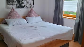 1 habitación y ropa de cama