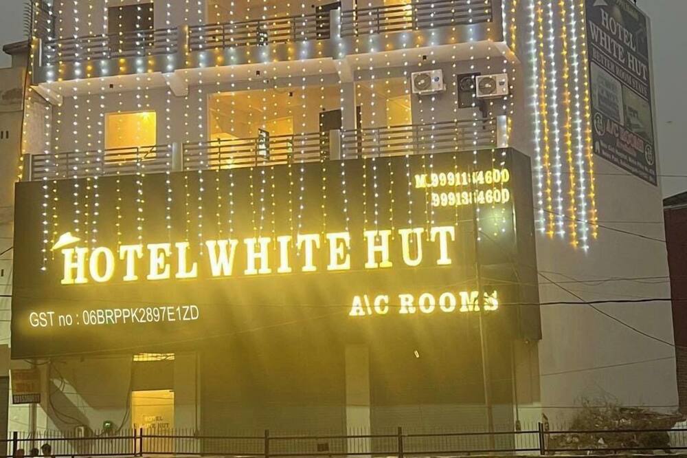 Hotel White Hut - Hassangarh