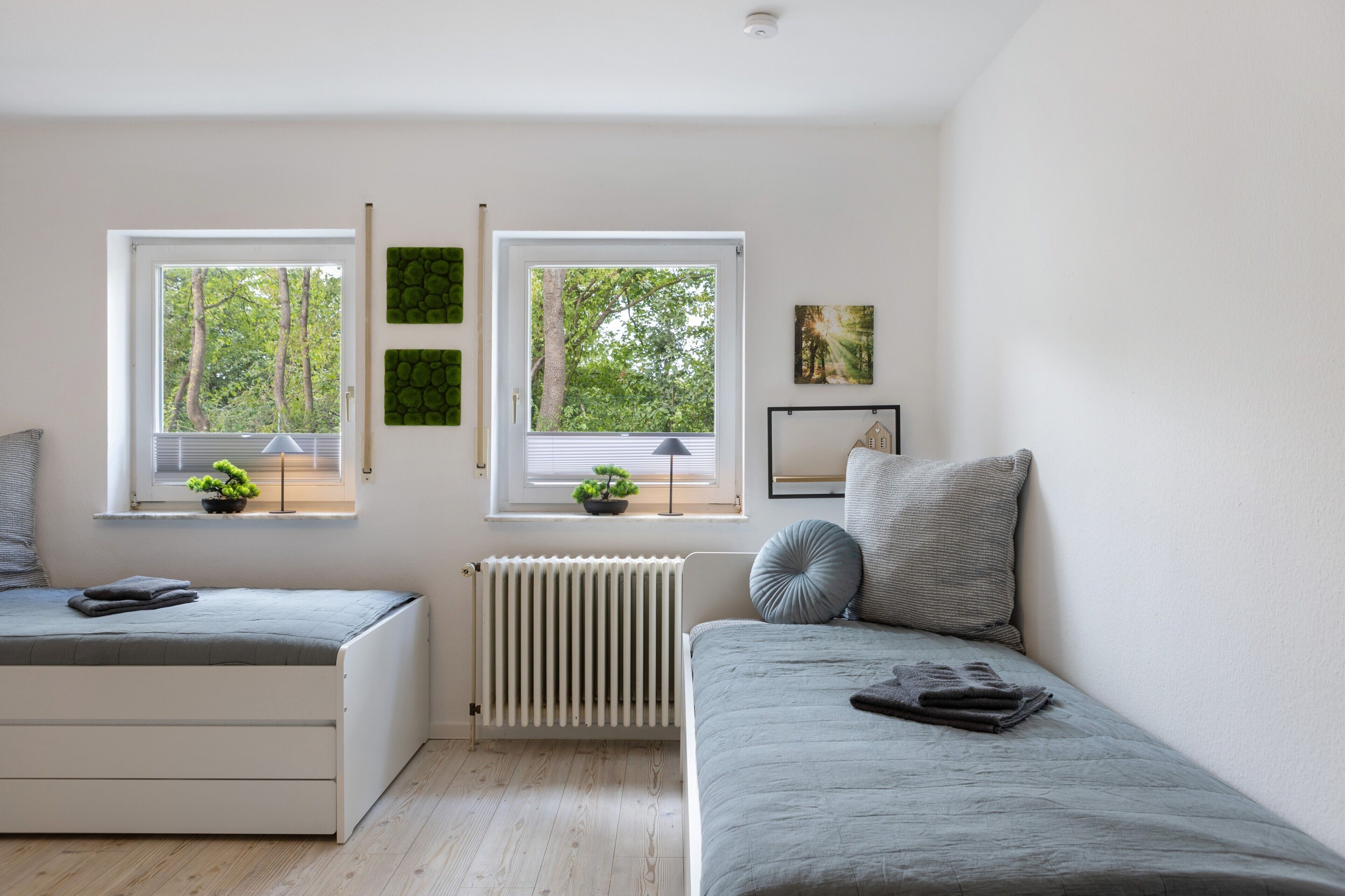 1 soverom, skrivebord, wi-fi (inkludert) og sengetøy